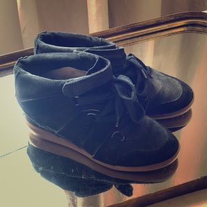 Isabel Marant Sneakers (AUTHENTIC) SZ 39